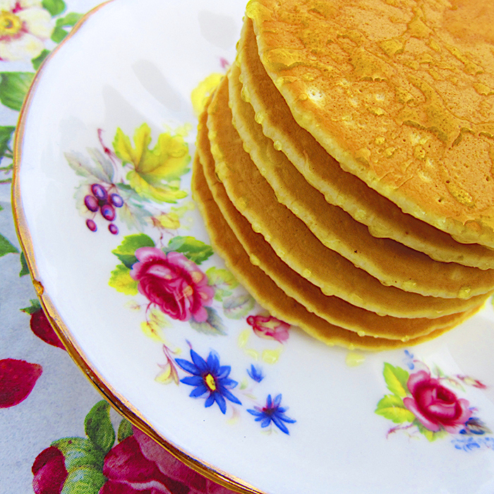 american pancakes & golden syrup