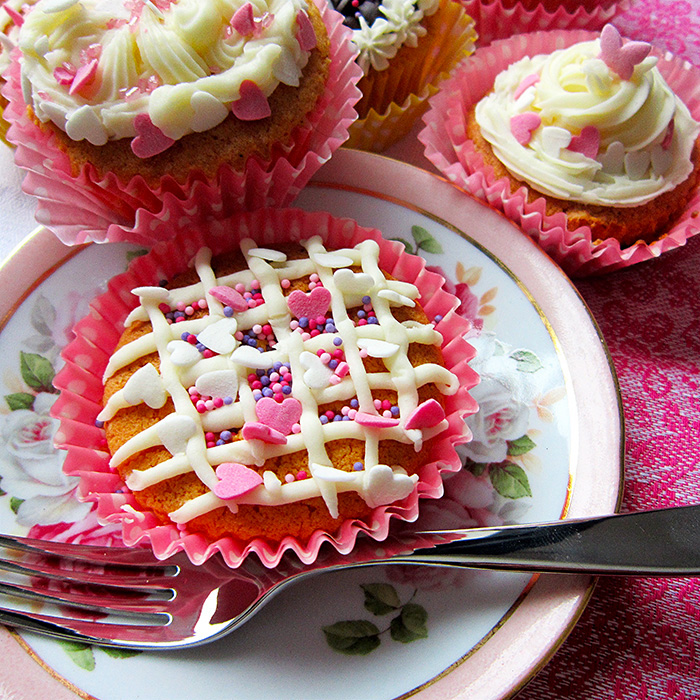 sweet 16 cup cakes