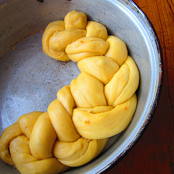 sweet easter bread