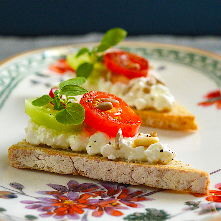 cottage cheese canapés